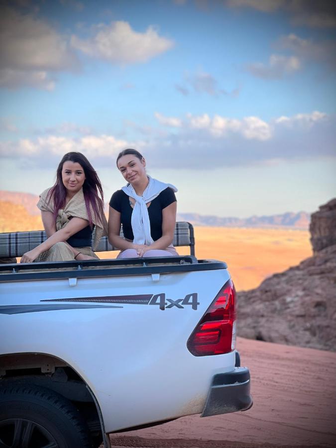 Royal Luxury Camp Hotel Wadi Rum Exterior foto